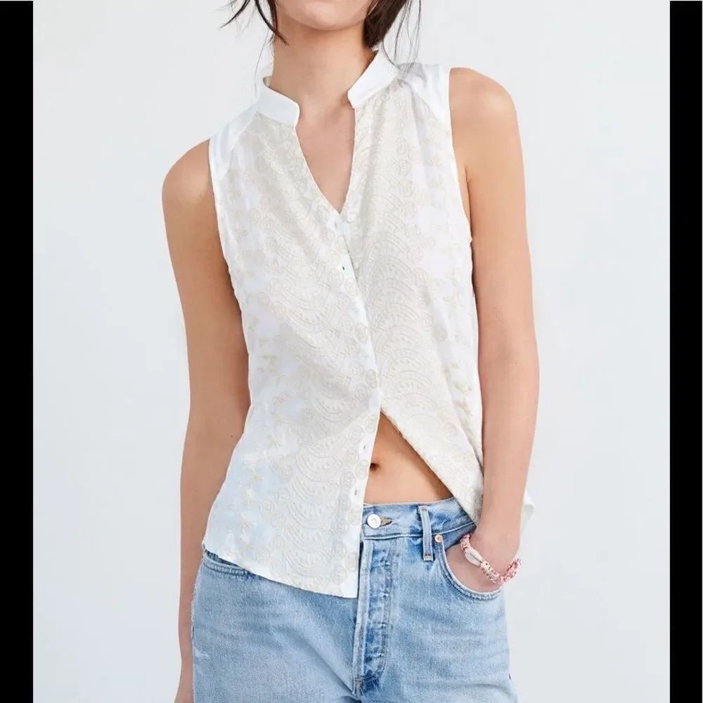 Anthropologie
Embroidered Eyelet Tank By Tiny